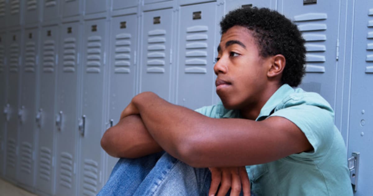 Case Of The Blues Or Teen Depression Know The Signs HuffPost Canada