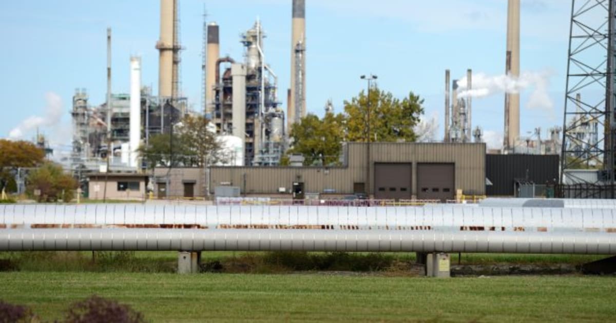 Enbridge To Spend $400 Million On Expanding Capacity Of Alberta-To-US ...