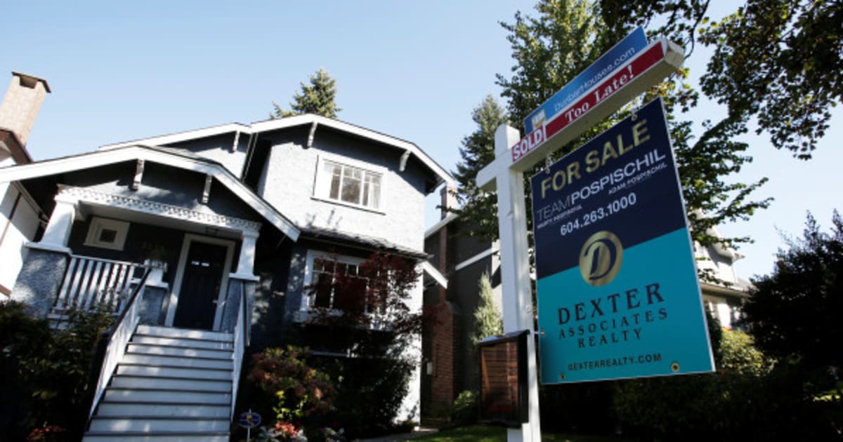 Vancouver Home Prices Drop Noticeably For The 1st Time In 4 Years