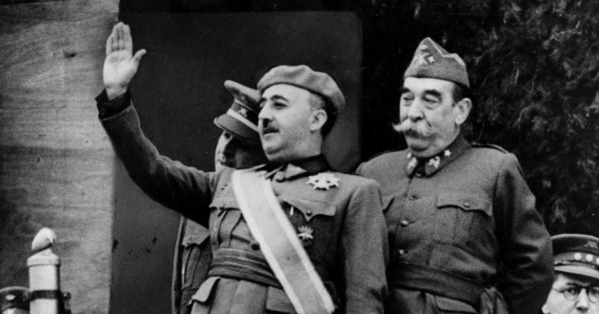 la-foto-de-franco-que-est-dando-mucho-juego-en-twitter-el-huffington