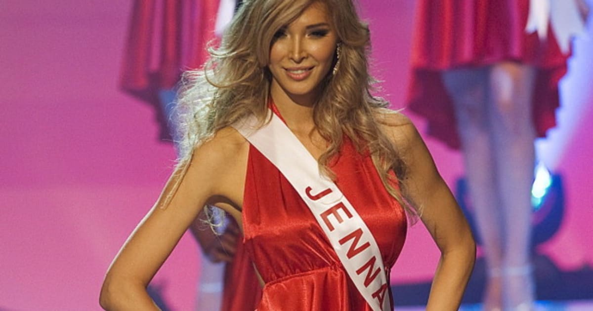 Jenna Talackova Transgender Miss Universe Canada Contestant Eliminated