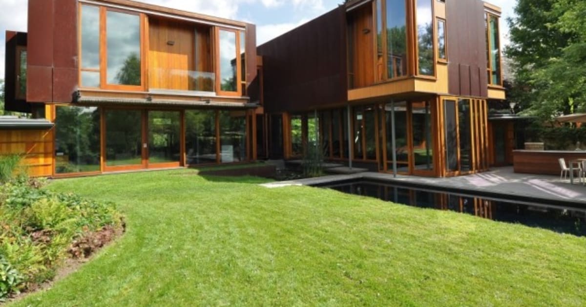 house-of-the-week-weathering-steel-house-a-study-in-modernist