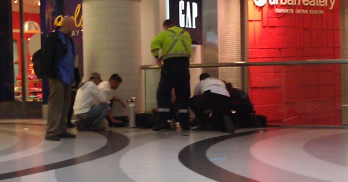 Http   I.huffpost.com Gen 630536 Images S EATON CENTRE SHOOTING Large640 