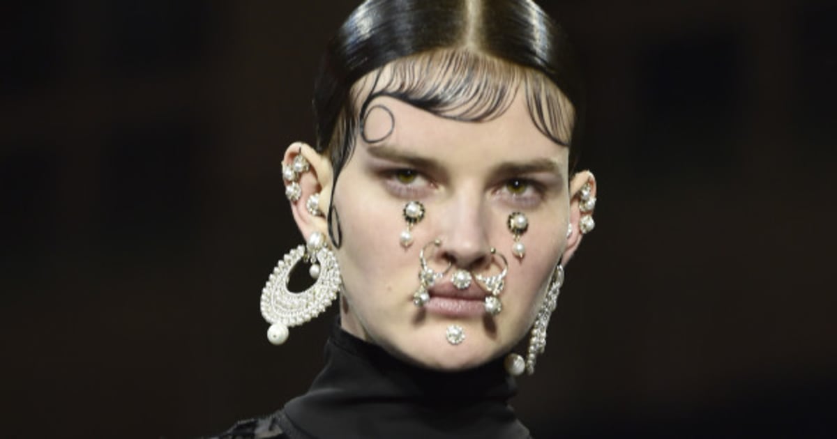Here's Why Givenchy's 'Chola Victorian' Theme Is Problematic | HuffPost ...