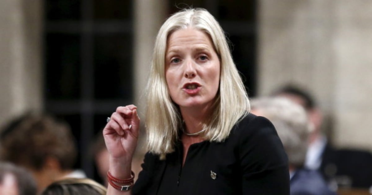 Catherine McKenna Spent Big On Photos During Paris Climate Conference