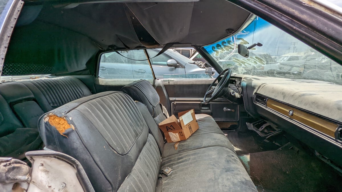Hurdalık Gem: 1972 Buick Centurion Dört Kapılı Hardtop