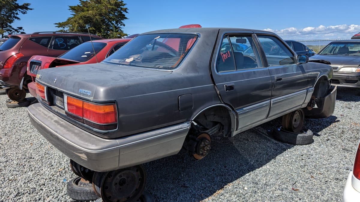 Junkyard Gem: 1990 Mazda 929 S