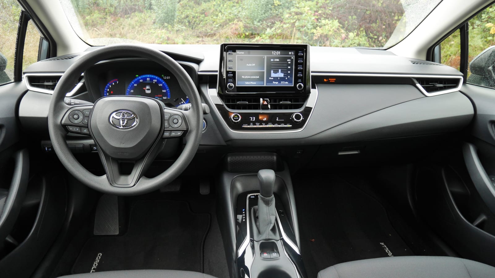 Toyota Corolla Hybrid Second Drive Fuel Economy Pricing Features Autoblog