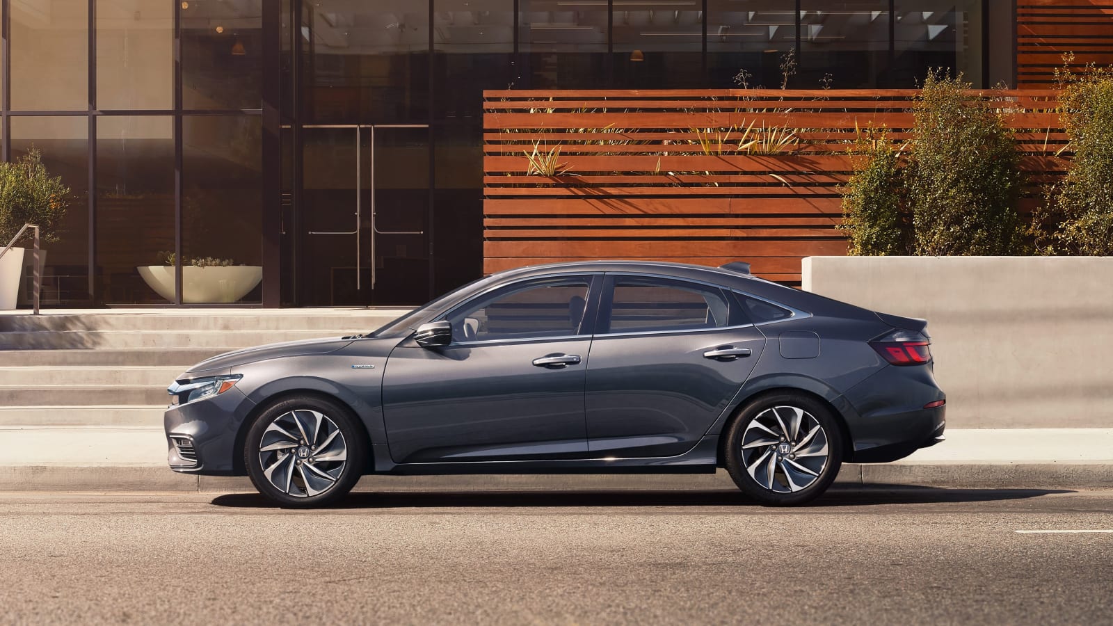 2021 Honda Insight gets new paint color and blind-spot warning system 2 Rice Tire