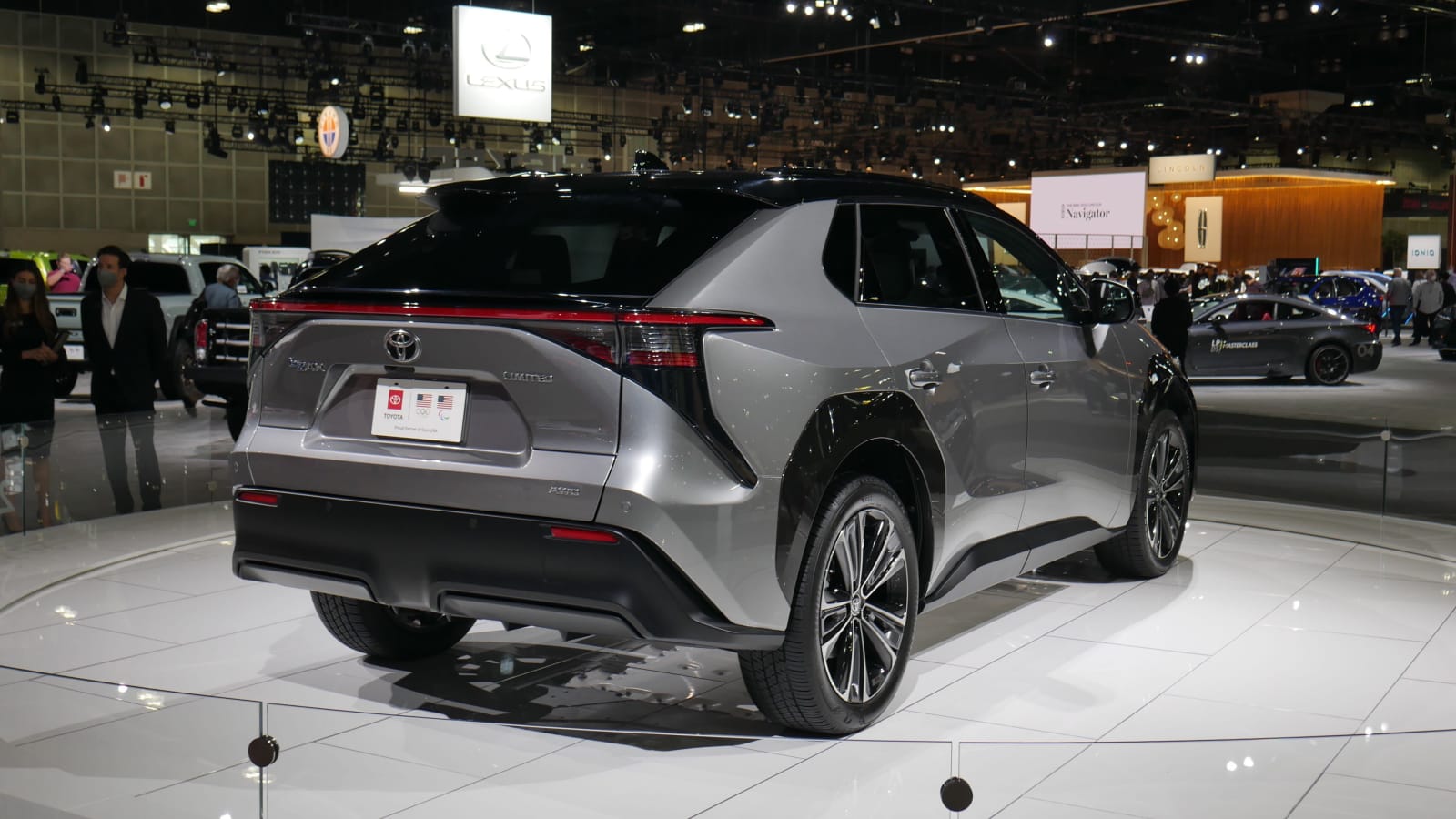 2023 Toyota bZ4X als erstes rein US-amerikanisches EV enthüllt€