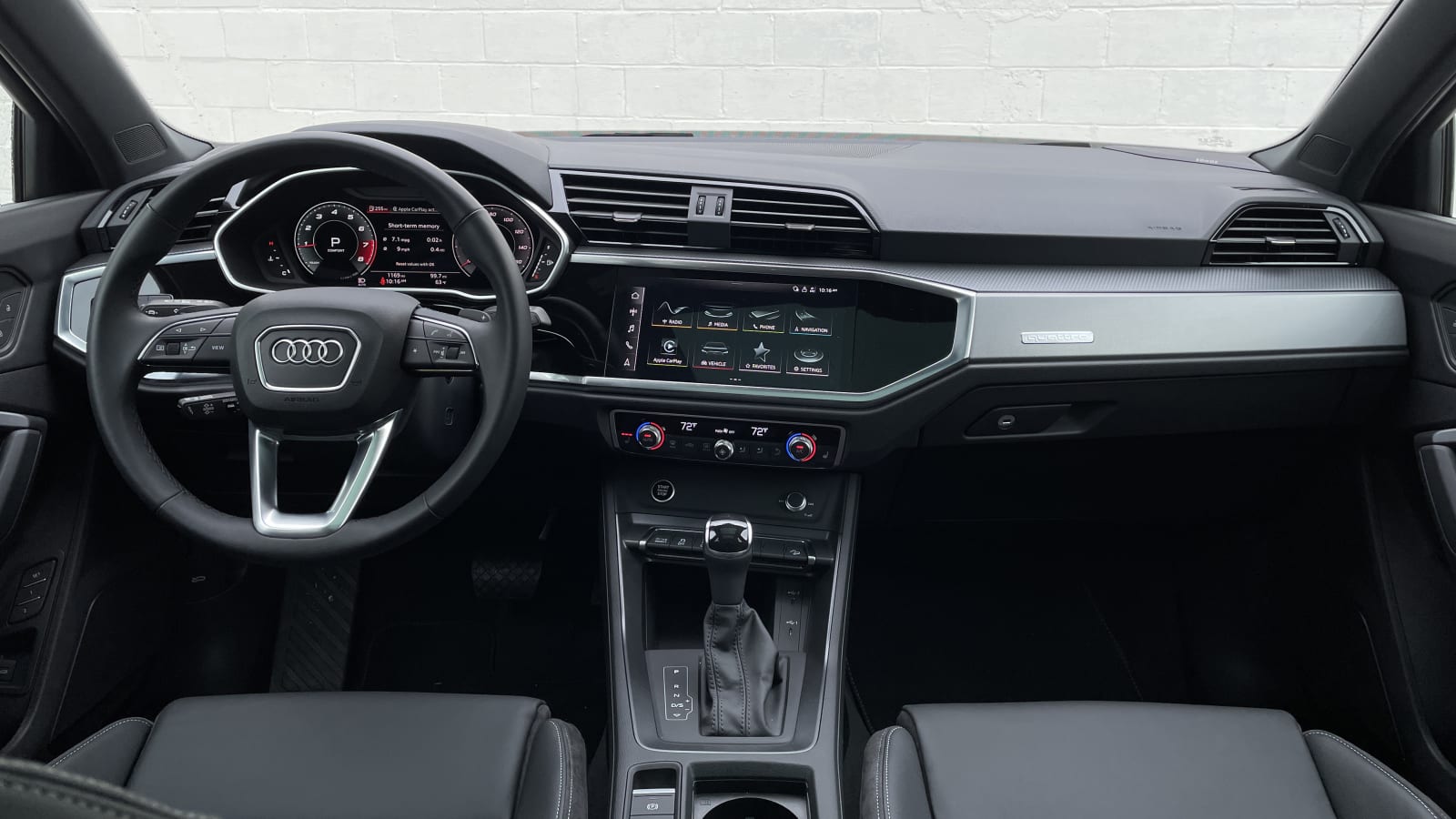 RevisiÃ³n del Audi Q3 2023: aporta estilo, carece de sustancia