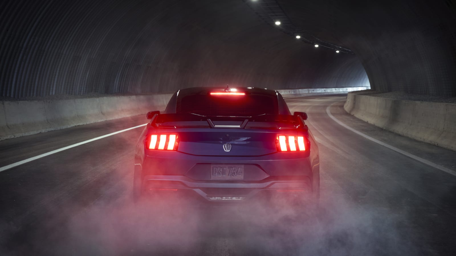 Dark Horse, yeni serinin zirvesi, 500+ beygir gücü Ford Mustang