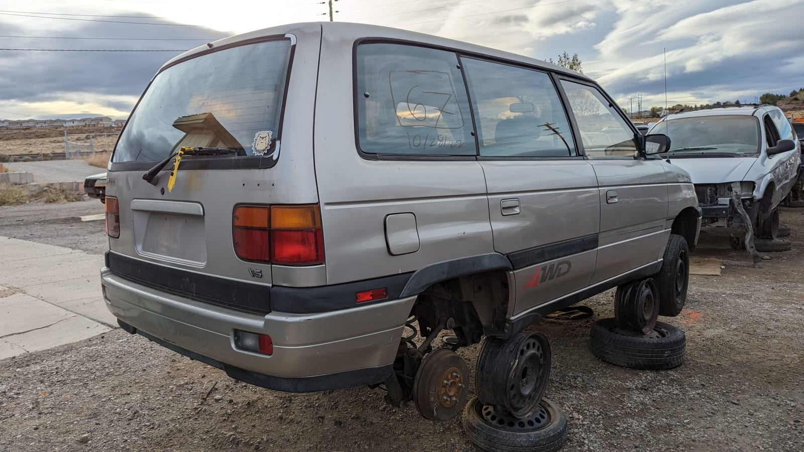36 1990 Mazda MPV in Nevada junkyard photo by Murilee Martin