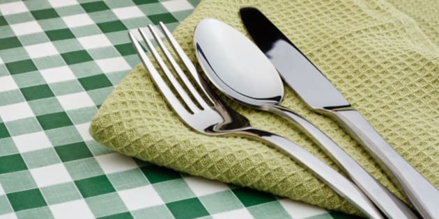 5 Essentials For Eating Out Safely With Food Allergies