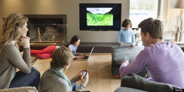 Multi-Screen Viewing: Canadians Increasingly Using Second Screens ...