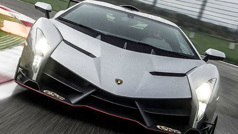 Lamborghini takes Veneno out to play on wet Vallelunga [w/video] - Autoblog