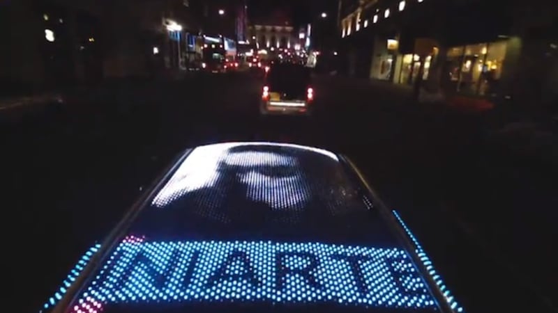 Mini Art Beat is a loud, driving social media billboard