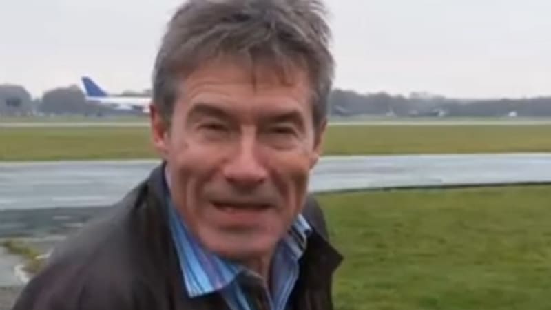 lyserød Information nød Video: Proof positive of Tiff Needell standing in for The Stig on Top Gear  - Autoblog