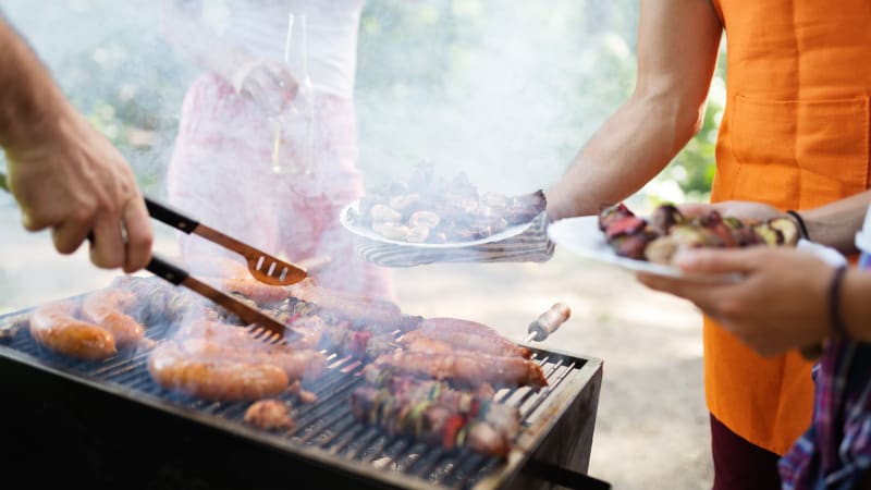 These 7 Things Can Help You Throw A Cookout On A Budget Autoblog