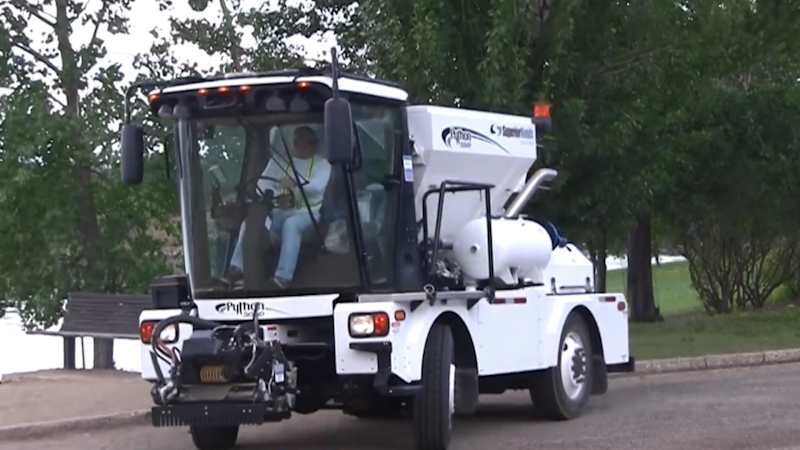 This vehicle can patch a pothole in less than 2 minutes
