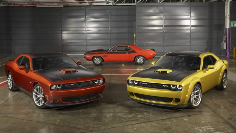 2020 Dodge Challenger celebrates 50th anniversary with a golden special edition