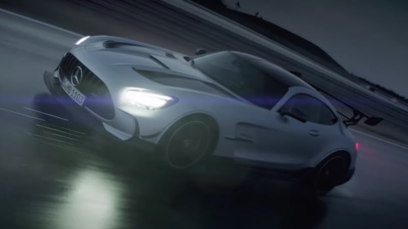 2021 Mercedes-AMG GT Black Series looks hardcore