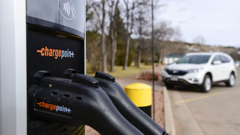 ChargePoint, the EV charging infrastructure company, is going public | Autoblog