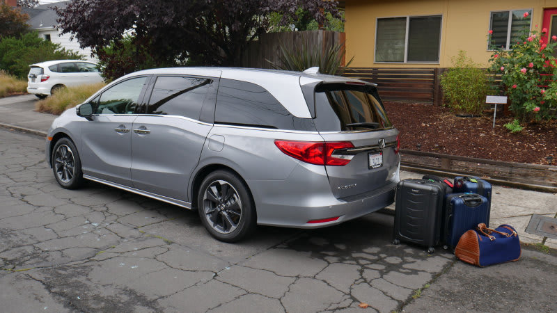2021 Honda Odyssey Luggage Test | Huger than we expected