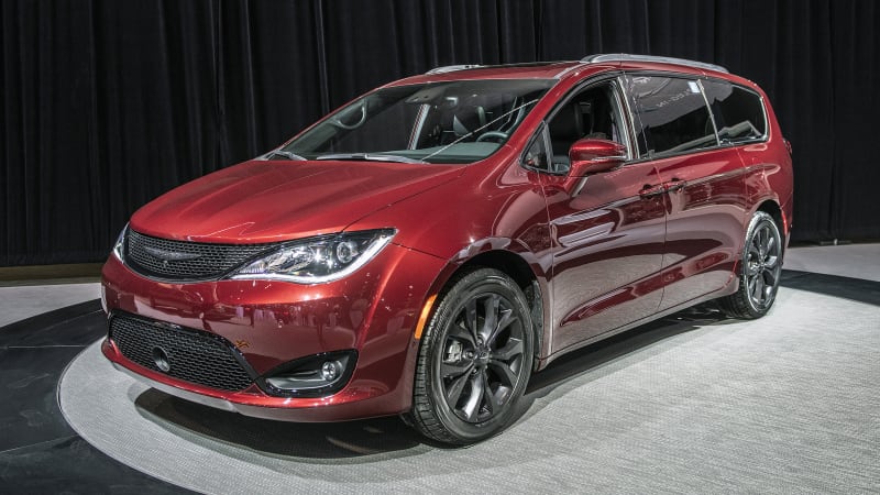 2020 Chrysler Voyager and Pacifica minivans: Here's what they'll cost -  Autoblog