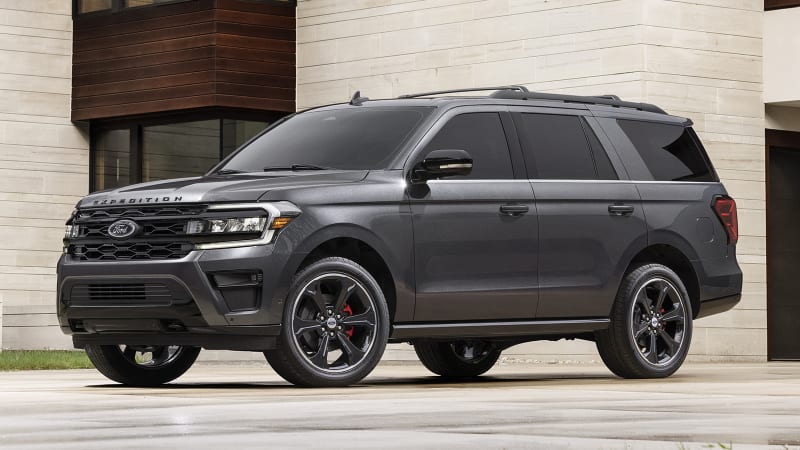 2022 Ford Expedition Limited Stealth Edition Performance Package