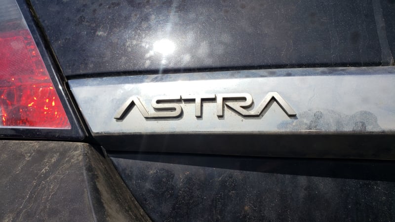 Junkyard Gem: 2008 Saturn Astra XR 3-Türer Fließheck