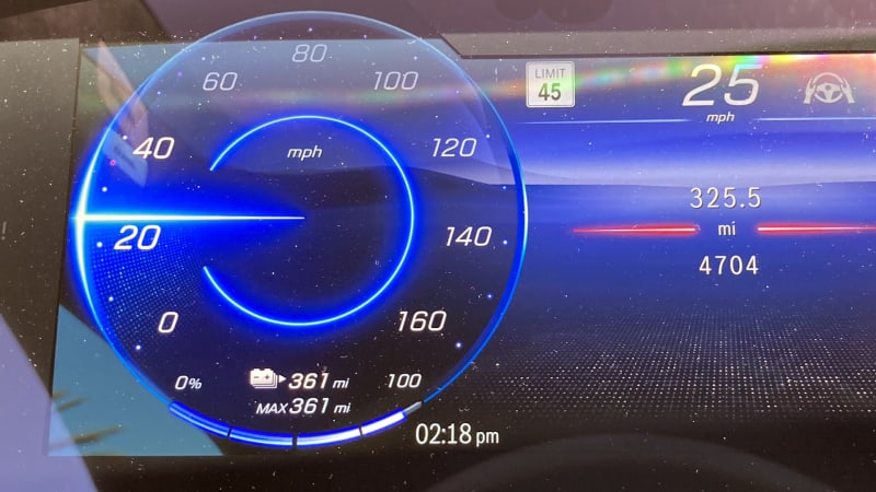 Mercedes-Benz EQS 580 Yol Testi İncelemesi | SoCal'da 500 mil
