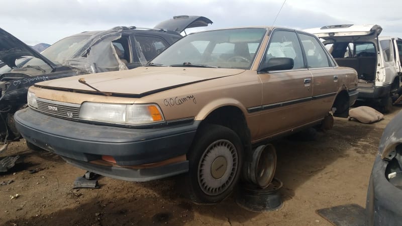 Junkyard Gem: 1990 Toyota Camry DX with V6 and 5-speed