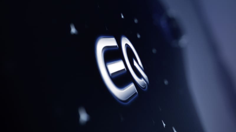 Mercedes-Benz EQS will get an enormous infotainment screen