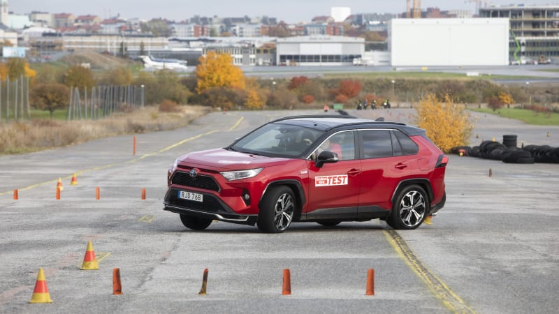 Toyota RAV4 Prime fails the moose test in Sweden - Today ...