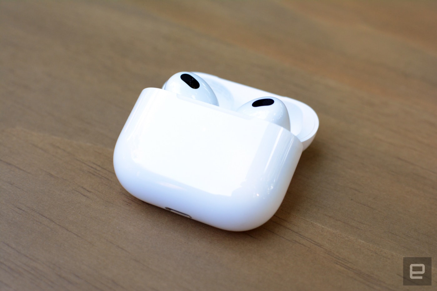 Apple’s third-gen AirPods are back on sale for $140