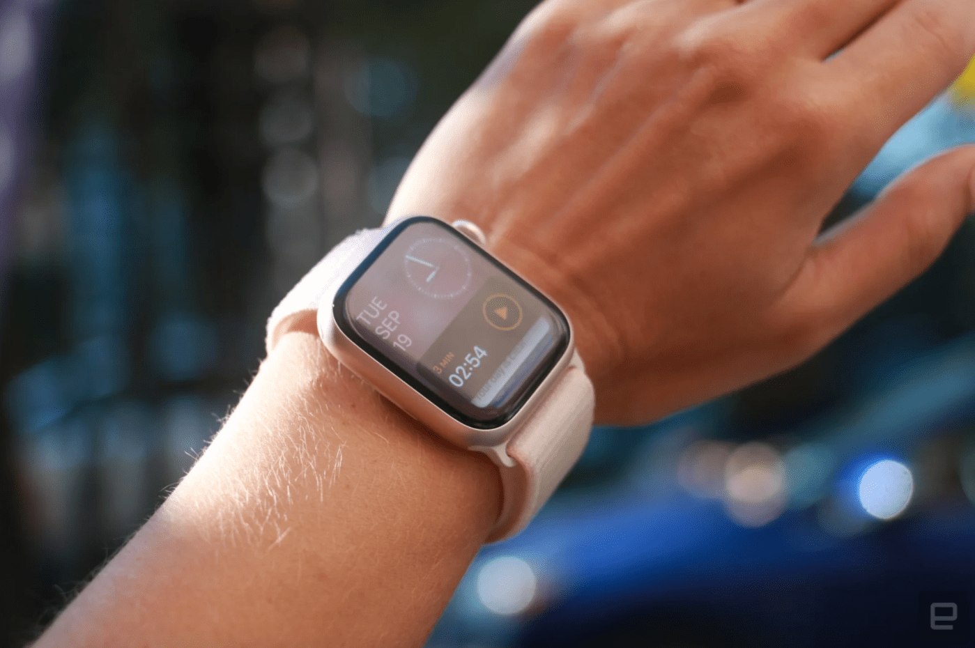 Apple تستأنف الحظر على Watch Series 9 وUltra 2