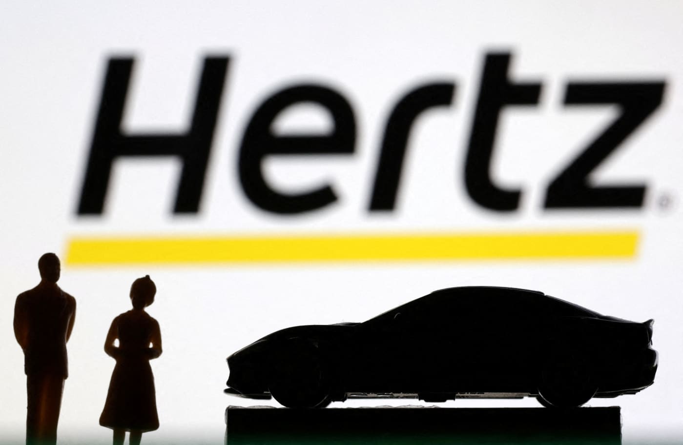Hertz is selling 20,000 EVs and replacing them with gas-powered vehicles