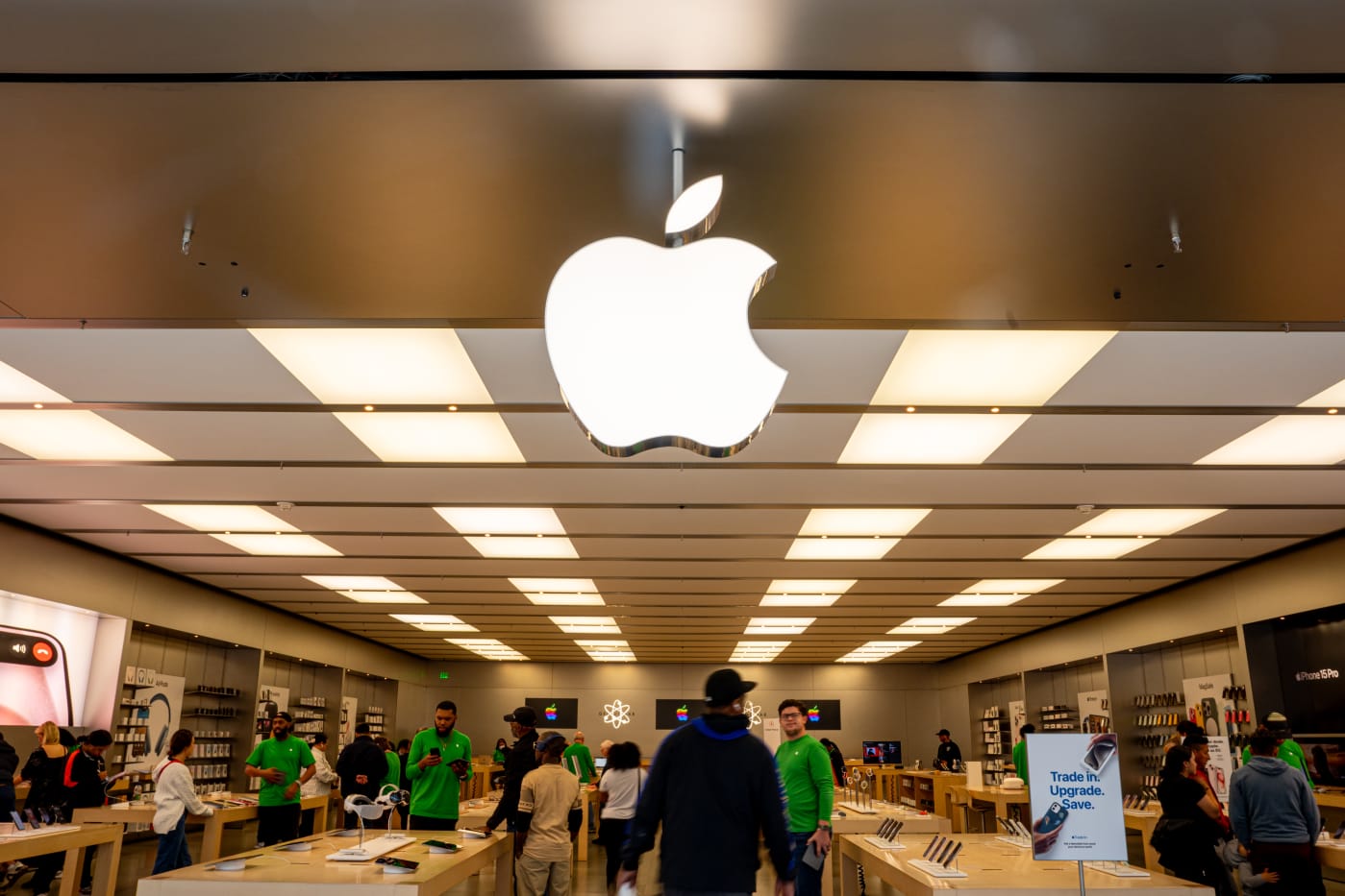 Apple Store workers in Maryland have voted to authorize a strike