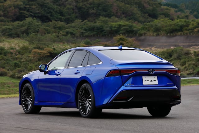 Press images of the second generation Toyota Mirai (2020)