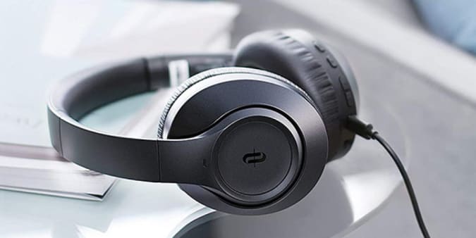 Noise canceling active hybrid TaoTronics headphones