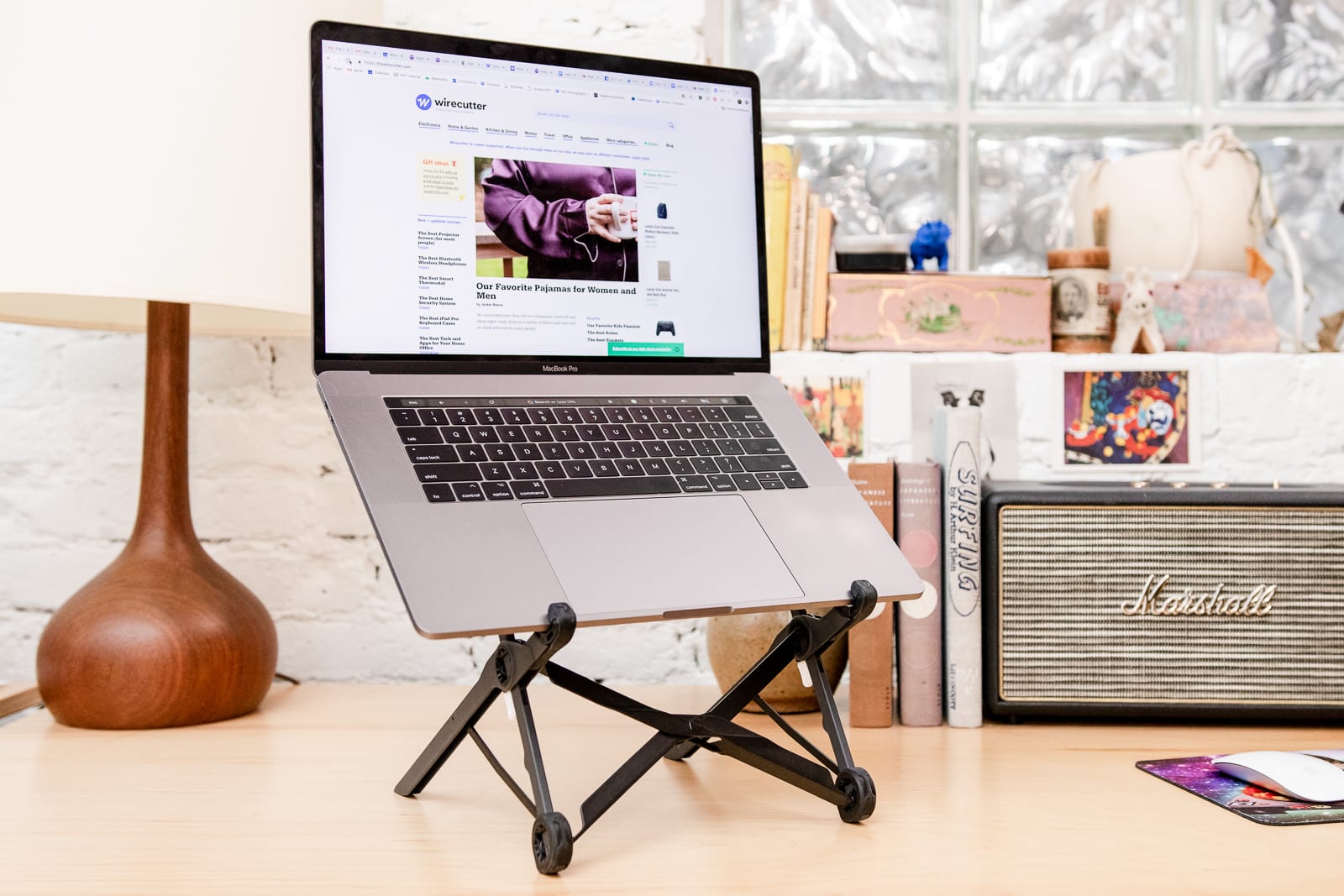 Laptop stands