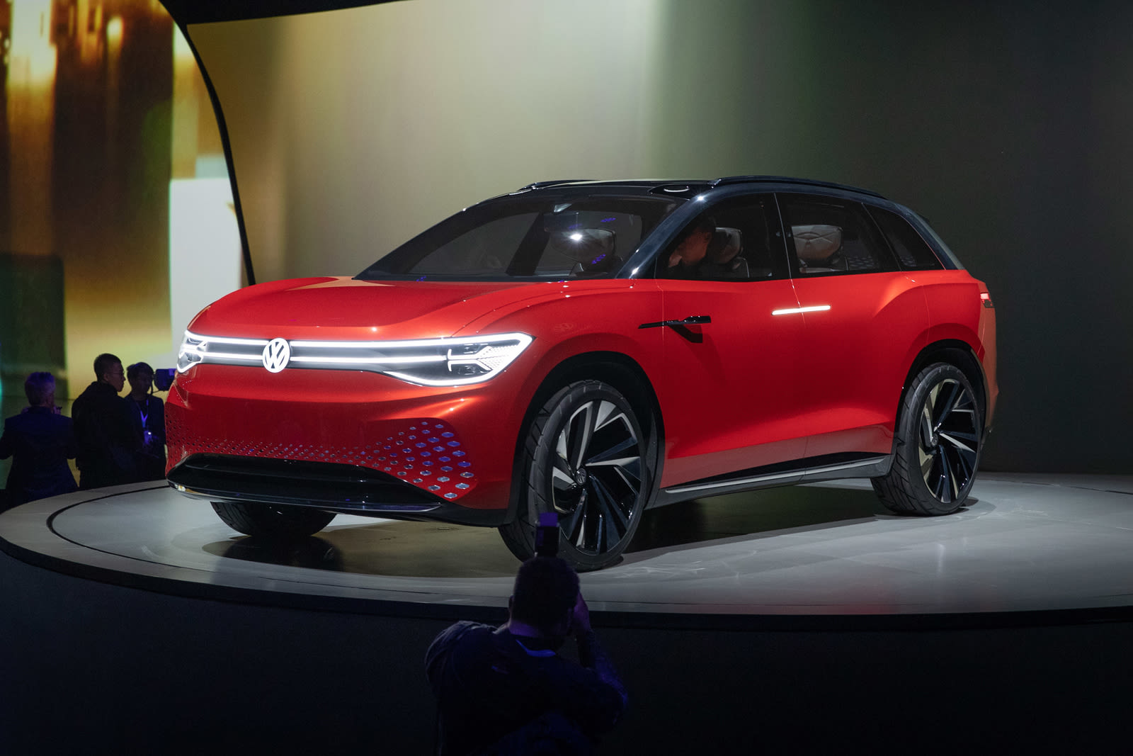 VW's ID Roomzz previews a full-size electric SUV due in ...