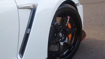 2018 Nissan GT-R and 1993 Nissan Skyline GT-R