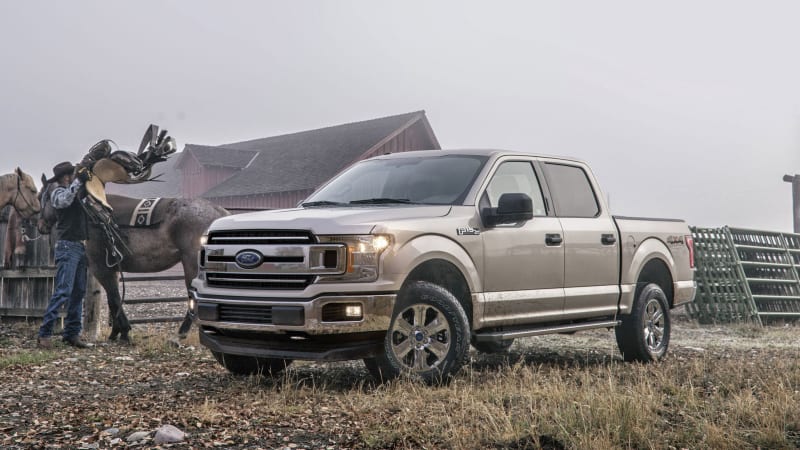 All-new 3.3-liter V6 delivers even more power, torque and better EPA-estimated gas mileage than the previous 3.5-liter V6, further reinforcing how Ford F-150âs light-weighting strategy enables customers to get more done with two fewer cylinders