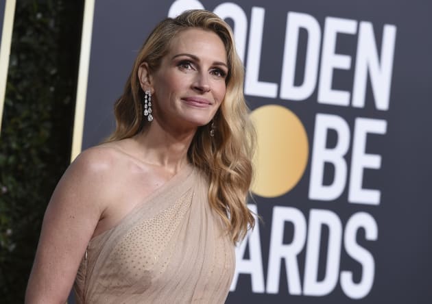 Julia Roberts arrives at the 76th annual Golden Globe Awards at the Beverly Hilton Hotel on Sunday, Jan. 6, 2019, in Beverly Hills, Calif. (Photo by Jordan Strauss/Invision/AP)