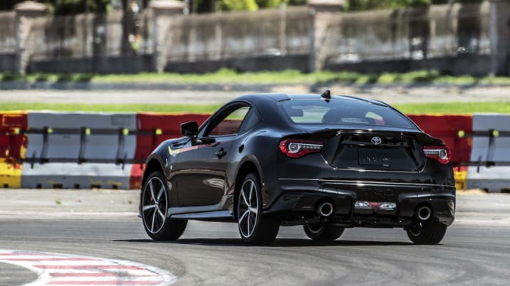 Toyota 86 Special Edition race track drift