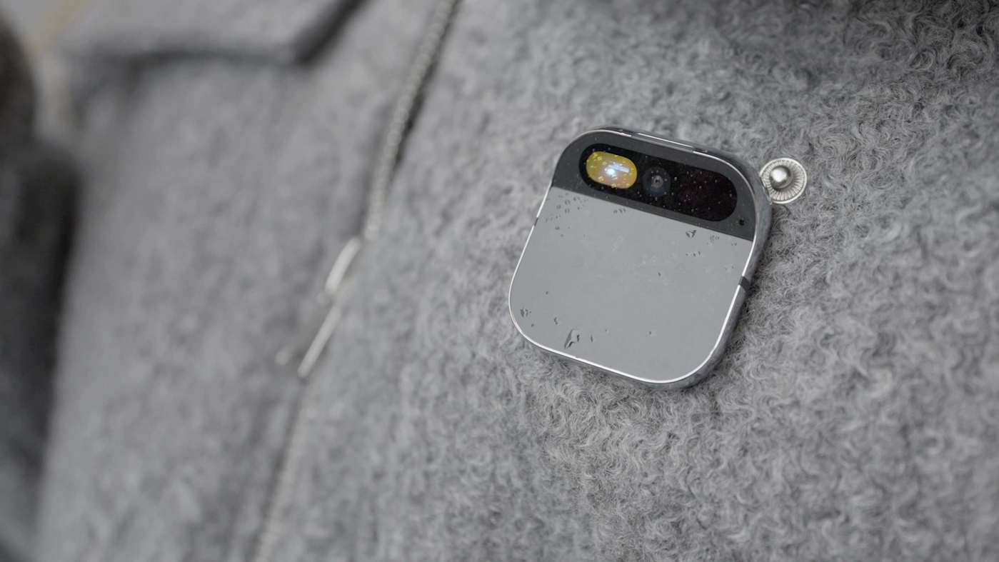 Apple is reportedly developing a wearable AI pin