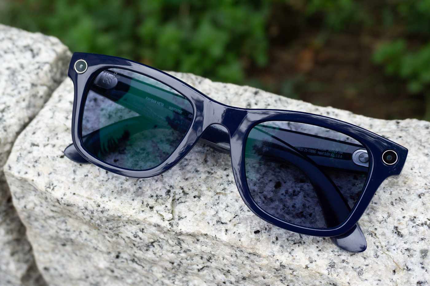 Meta's smart glasses have a new shortcut to call and text without saying 'hey Meta'