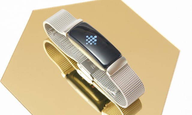 Holiday Gift Guide: Fitbit Inspire 2